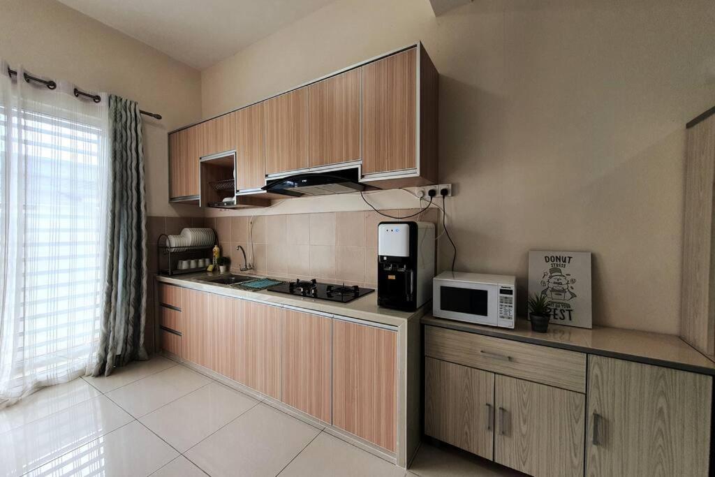 3Storey House 13Pax Family Suite Bayan Lepas Dış mekan fotoğraf